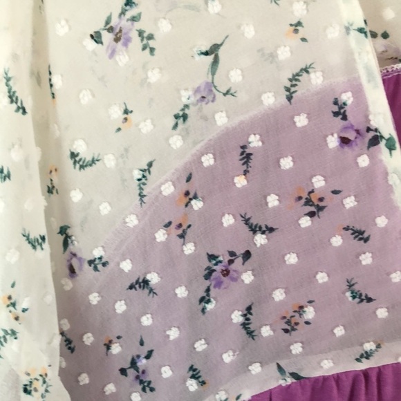 Oddy Floral Swiss Dot Top Size 1X/2X - Picture 5 of 8